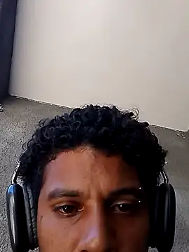 Snapshot of gugao666 chatting on February 17, 2025, 3:53 pm gugao666 online show from February 17, 2025, 3:53 pm