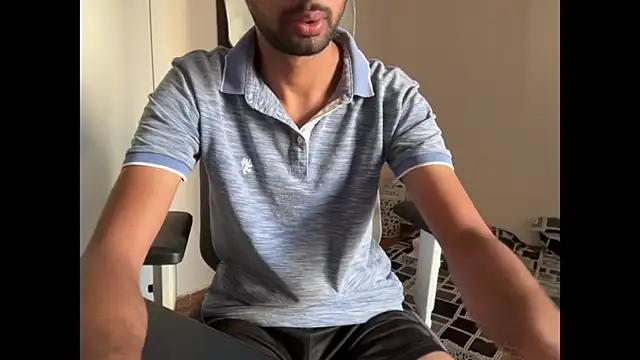 Snapshot of meatycronn chatting on October 9, 2025, 11:08 am meatycronn online show from October 9, 2025, 11:08 am