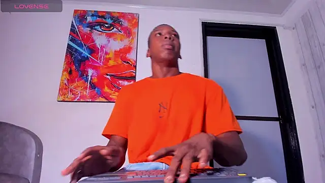 Snapshot of JD_THEBABY chatting on January 8, 2025, 12:37 pm JD THEBABY online show from January 8, 2025, 12:37 pm