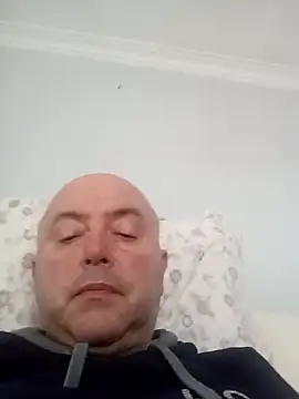 Snapshot of Necas197 chatting on December 6, 2024, 2:06 pm Necas197 online show from December 6, 2024, 2:06 pm