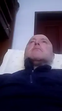 Snapshot of Necas197 chatting on December 18, 2024, 10:08 am Necas197 online show from December 18, 2024, 10:08 am