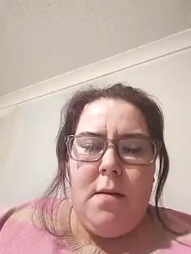 Snapshot of Viola_SassyX chatting on December 4, 2024, 3:32 pm Viola SassyX online show from December 4, 2024, 3:32 pm