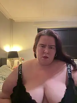 Snapshot of Viola_SassyX chatting on March 11, 2025, 11:26 pm Viola SassyX online show from March 11, 2025, 11:26 pm