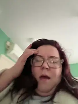 Snapshot of Viola_SassyX chatting on March 23, 2025, 8:48 am Viola SassyX online show from March 23, 2025, 8:48 am