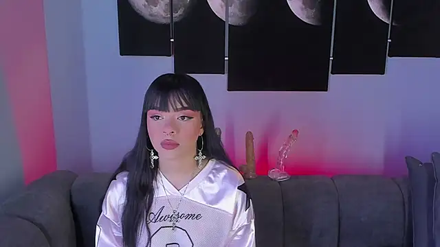 Snapshot of maddy_walker chatting on January 7, 2025, 9:03 pm maddy walker online show from January 7, 2025, 9:03 pm