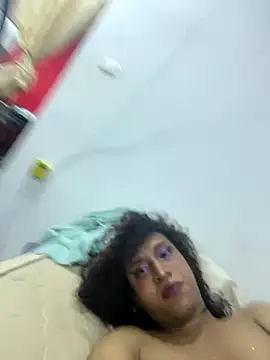 Snapshot of zahrivk1 chatting on December 3, 2024, 2:03 am zahrivk1 online show from December 3, 2024, 2:03 am