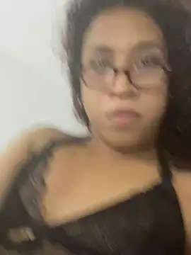 Snapshot of zahrivk1 chatting on December 7, 2024, 4:53 am zahrivk1 online show from December 7, 2024, 4:53 am