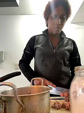 Snapshot of zahrivk1 chatting on October 5, 2025, 4:38 pm zahrivk1 online show from October 5, 2025, 4:38 pm