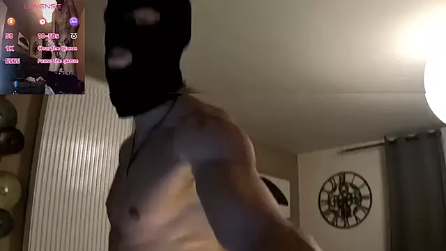 Snapshot of ApollonFit_x69 chatting on October 14, 2025, 11:05 pm ApollonFit x69 online show from October 14, 2025, 11:05 pm