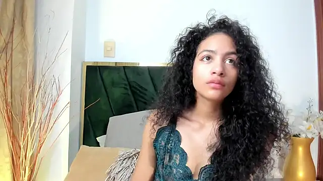 Snapshot of AntonellaHall_ chatting on September 28, 2025, 2:22 pm AntonellaHall  online show from September 28, 2025, 2:22 pm