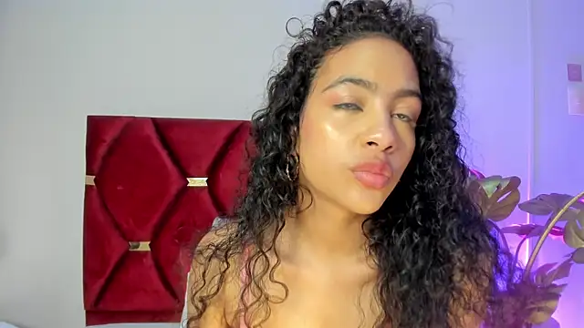 Snapshot of AntonellaHall_ chatting on October 11, 2025, 12:36 pm AntonellaHall  online show from October 11, 2025, 12:36 pm