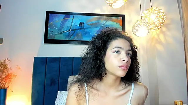 Snapshot of AntonellaHall_ chatting on October 18, 2025, 12:17 pm AntonellaHall  online show from October 18, 2025, 12:17 pm