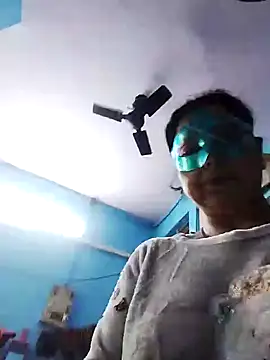 Snapshot of bobbyronak chatting on January 21, 2025, 2:22 am bobbyronak online show from January 21, 2025, 2:22 am