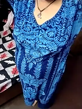 Snapshot of bobbyronak chatting on February 18, 2025, 10:16 am bobbyronak online show from February 18, 2025, 10:16 am