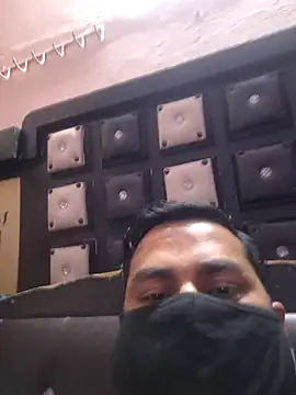 Snapshot of bobbyronak chatting on February 22, 2025, 6:41 pm bobbyronak online show from February 22, 2025, 6:41 pm