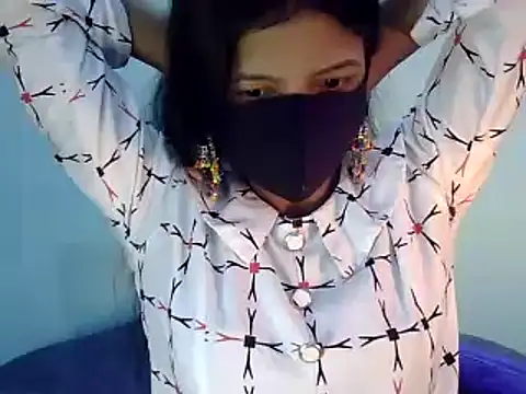 Cute Alaina online show from February 14, 2025, 2:18 am