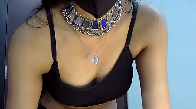 Cute Alaina online show from March 12, 2025, 8:51 am