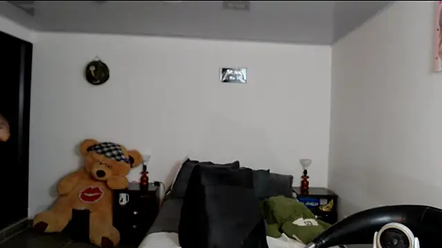 Snapshot of Ana_Maria_1606 chatting on March 5, 2025, 8:42 pm Ana Maria 1606 online show from March 5, 2025, 8:42 pm