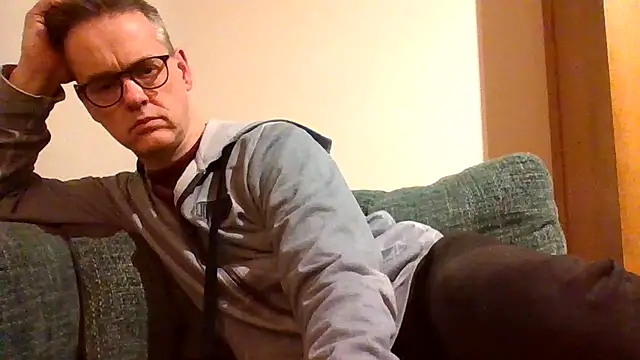 Snapshot of Hectorthyssen1 chatting on January 2, 2025, 12:45 am Hectorthyssen1 online show from January 2, 2025, 12:45 am