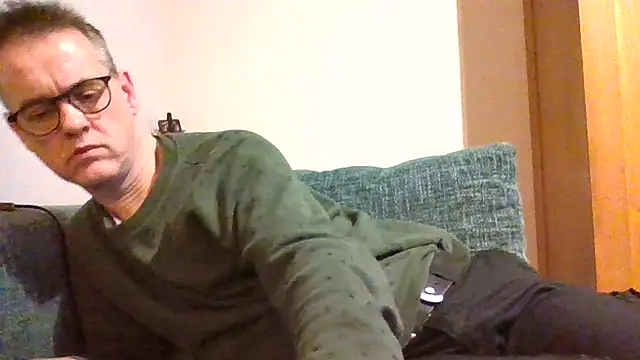 Snapshot of Hectorthyssen1 chatting on January 10, 2025, 11:18 pm Hectorthyssen1 online show from January 10, 2025, 11:18 pm