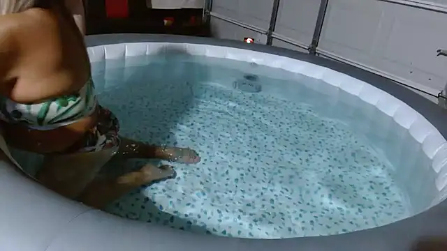 Snapshot of 69vivian chatting on January 18, 2025, 1:41 am 69vivian online show from January 18, 2025, 1:41 am