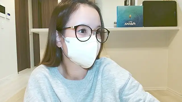 Snapshot of _hina_chan_ chatting on September 30, 2025, 2:22 pm  hina chan  online show from September 30, 2025, 2:22 pm