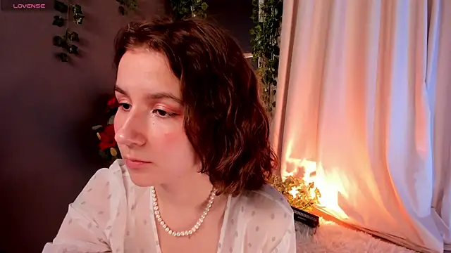 Snapshot of mind_game chatting on February 13, 2025, 12:00 pm mind game online show from February 13, 2025, 12:00 pm