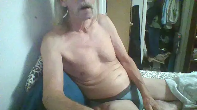 Snapshot of friendlychat1 chatting on September 28, 2025, 4:51 am friendlychat1 online show from September 28, 2025, 4:51 am