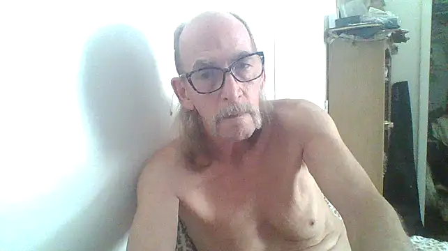 Snapshot of friendlychat1 chatting on September 29, 2025, 6:13 pm friendlychat1 online show from September 29, 2025, 6:13 pm
