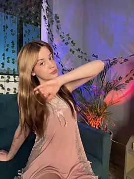 Snapshot of Sweet_Evva chatting on January 30, 2025, 2:58 pm Sweet Evva online show from January 30, 2025, 2:58 pm