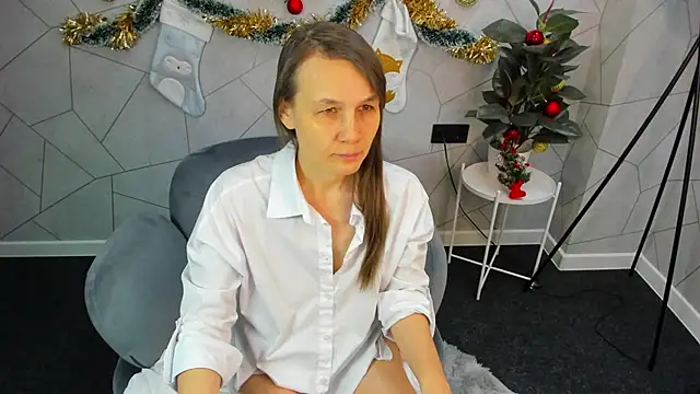 Snapshot of Lillian_White chatting on January 10, 2025, 6:09 am Lillian White online show from January 10, 2025, 6:09 am