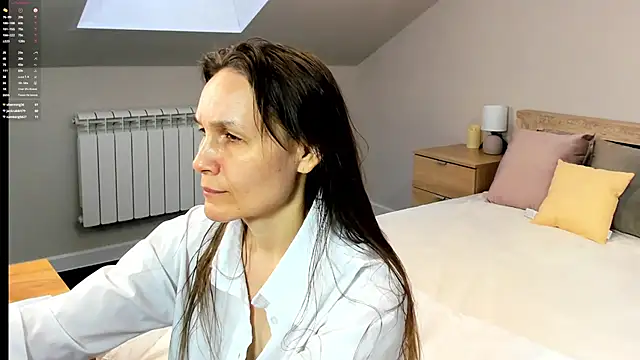 Snapshot of Lillian_White chatting on February 22, 2025, 10:51 am Lillian White online show from February 22, 2025, 10:51 am