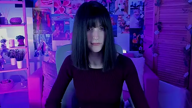 Snapshot of LuxRayi chatting on March 23, 2025, 12:15 am LuxRayi online show from March 23, 2025, 12:15 am