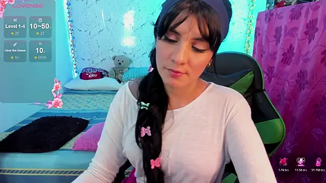 Snapshot of elissa_iris chatting on October 28, 2025, 2:04 am elissa iris online show from October 28, 2025, 2:04 am