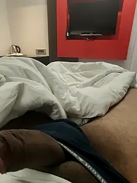 Snapshot of IndianM5823 chatting on October 11, 2025, 12:32 am IndianM5823 online show from October 11, 2025, 12:32 am