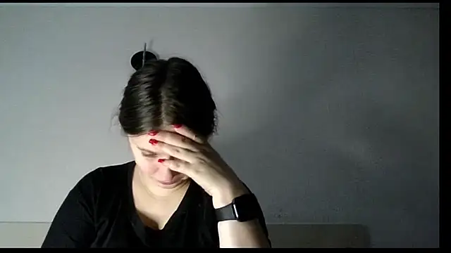 kila lo online show from February 14, 2025, 2:44 pm