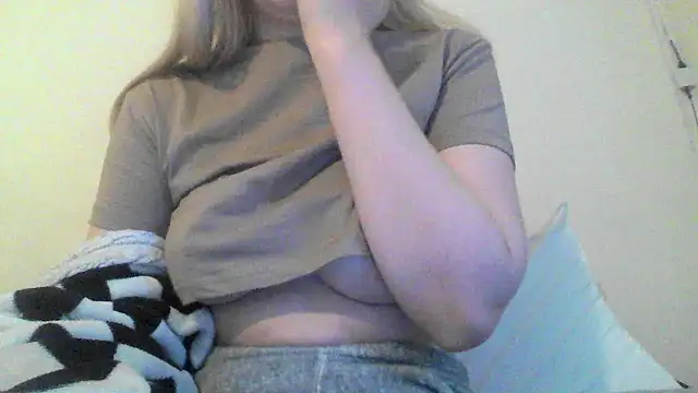 Snapshot of bunnyamy chatting on January 19, 2025, 2:49 pm bunnyamy online show from January 19, 2025, 2:49 pm