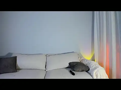 Snapshot of Mellovely chatting on November 1, 2025, 12:07 pm Mellovely online show from November 1, 2025, 12:07 pm