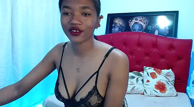 Snapshot of MISSANDRE4 chatting on December 28, 2024, 2:10 pm MISSANDRE4 online show from December 28, 2024, 2:10 pm