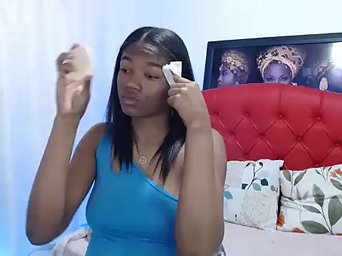 Snapshot of MISSANDRE4 chatting on January 14, 2025, 1:28 pm MISSANDRE4 online show from January 14, 2025, 1:28 pm