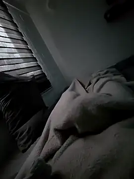 Snapshot of THOMS-90 chatting on January 11, 2025, 11:45 am THOMS-90 online show from January 11, 2025, 11:45 am