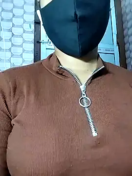 Snapshot of Shivani_Tivari chatting on December 29, 2024, 6:05 pm Shivani Tivari online show from December 29, 2024, 6:05 pm