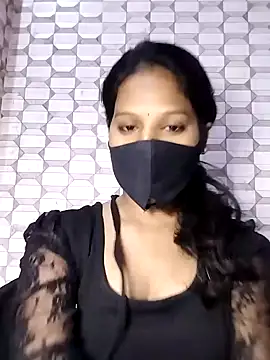 Snapshot of Shivani_Tivari chatting on February 8, 2025, 6:33 pm Shivani Tivari online show from February 8, 2025, 6:33 pm