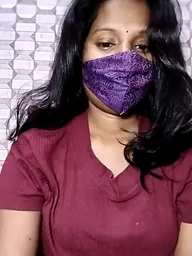 Snapshot of Shivani_Tivari chatting on February 19, 2025, 6:10 pm Shivani Tivari online show from February 19, 2025, 6:10 pm