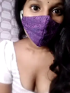 Snapshot of Shivani_Tivari chatting on March 4, 2025, 6:18 pm Shivani Tivari online show from March 4, 2025, 6:18 pm