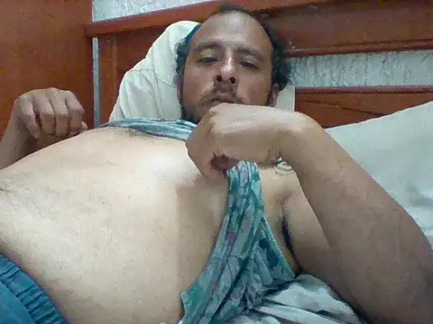 Snapshot of deditos chatting on December 1, 2024, 4:29 pm deditos online show from December 1, 2024, 4:29 pm