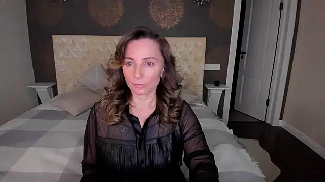 Snapshot of AllisonWilliams chatting on January 25, 2025, 5:08 pm AllisonWilliams online show from January 25, 2025, 5:08 pm