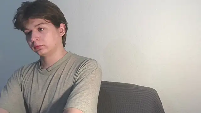 Snapshot of W_N_G_S chatting on September 10, 2025, 8:53 pm W N G S online show from September 10, 2025, 8:53 pm