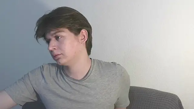 Snapshot of W_N_G_S chatting on September 12, 2025, 6:30 pm W N G S online show from September 12, 2025, 6:30 pm