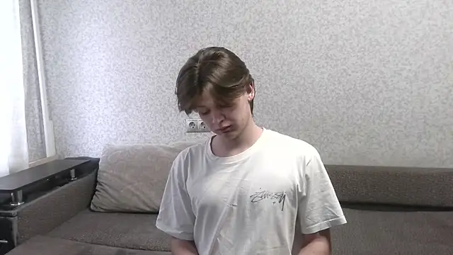 Snapshot of W_N_G_S chatting on October 28, 2025, 11:36 am W N G S online show from October 28, 2025, 11:36 am